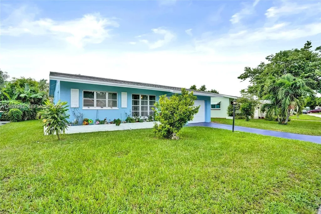 4914 NW 52nd Court Tamarac FL 33319