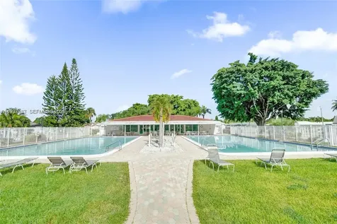 4914 NW 52nd Court Tamarac FL 33319