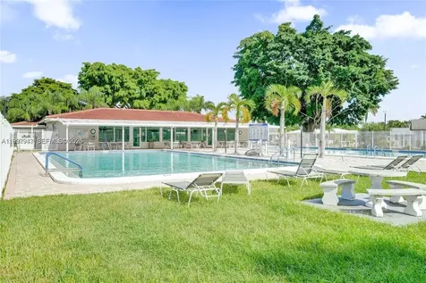 4914 NW 52nd Court Tamarac FL 33319