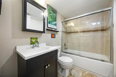401 SE 10th Street Dania Beach FL 33004