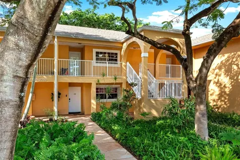 401 SE 10th Street Dania Beach FL 33004