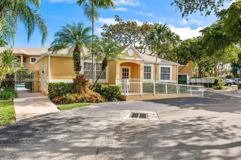 401 SE 10th Street Dania Beach FL 33004