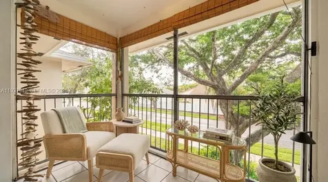 401 SE 10th Street Dania Beach FL 33004
