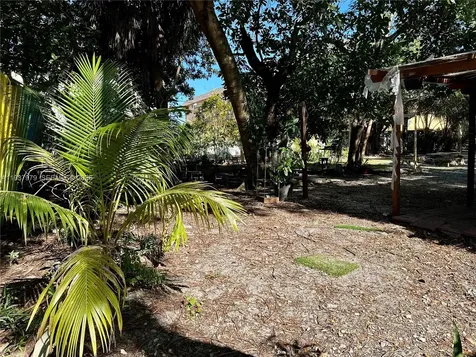 12418 NE 4th Avenue North Miami FL 33161