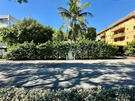 12418 NE 4th Avenue North Miami FL 33161