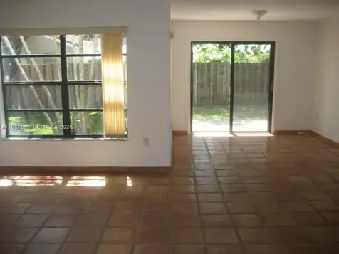 13224 SW 10 Te Miami FL 33184