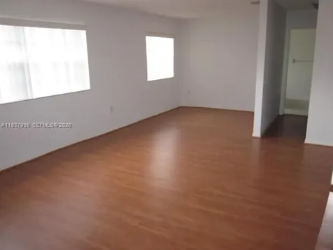 13224 SW 10 Te Miami FL 33184
