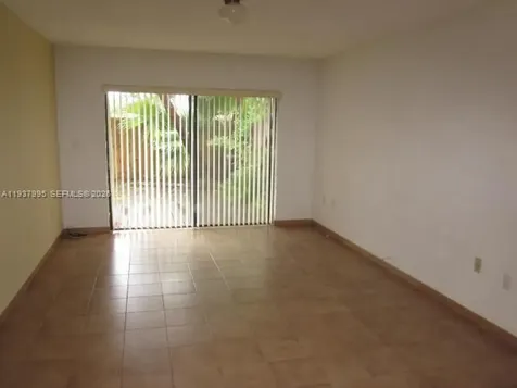 13224 SW 10 Te Miami FL 33184