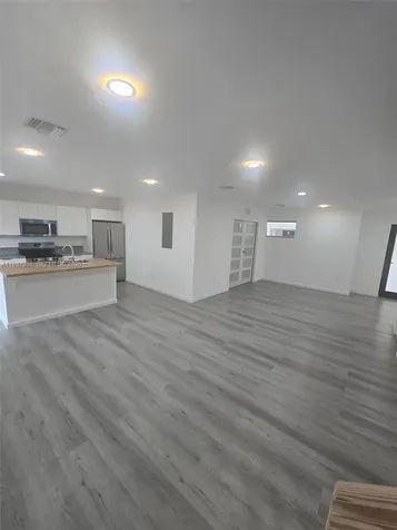 568 NW 7th Street Florida City FL 33034