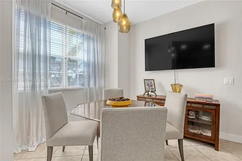 104 Harbors Way Boynton Beach FL 33435