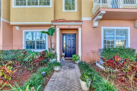 104 Harbors Way Boynton Beach FL 33435