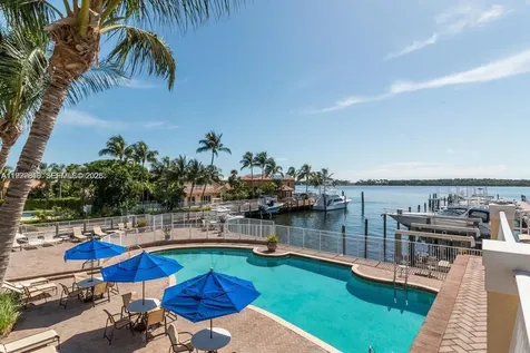 104 Harbors Way Boynton Beach FL 33435