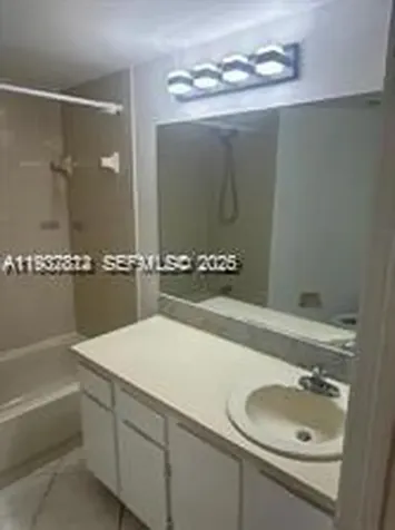 212 Lake Pointe Drive Oakland Park FL 33309
