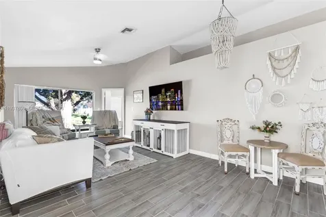 10831 NW 3rd Court Pembroke Pines FL 33026