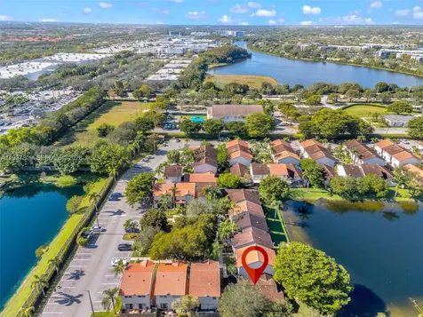 10831 NW 3rd Court Pembroke Pines FL 33026
