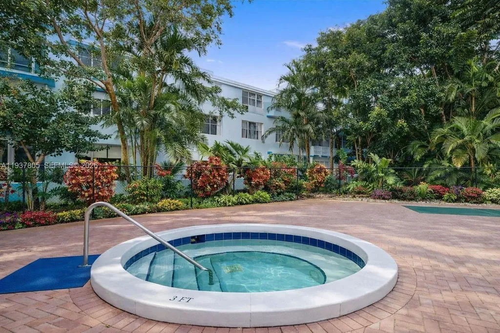 3850 Washington Street Hollywood FL 33021