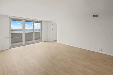 5 Island Avenue Miami Beach FL 33139