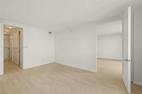 5 Island Avenue Miami Beach FL 33139