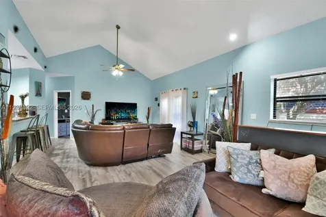1419 Avon Lane North Lauderdale FL 33068