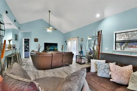 1419 Avon Lane North Lauderdale FL 33068