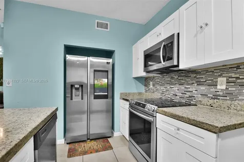 1419 Avon Lane North Lauderdale FL 33068