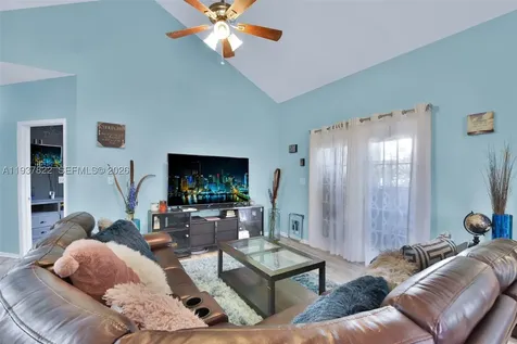 1419 Avon Lane North Lauderdale FL 33068