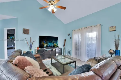 1419 Avon Lane North Lauderdale FL 33068