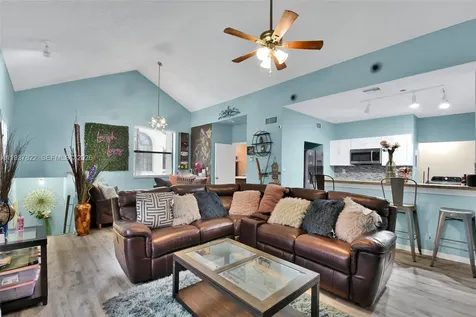 1419 Avon Lane North Lauderdale FL 33068