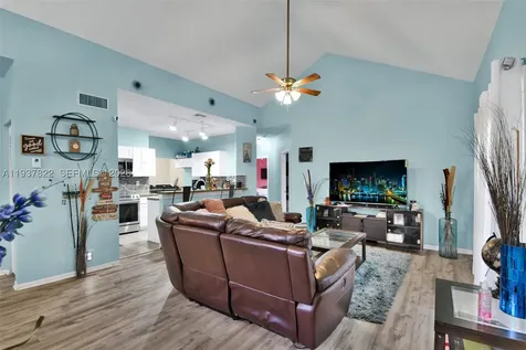 1419 Avon Lane North Lauderdale FL 33068