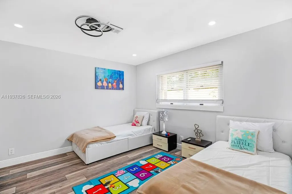 5320 NE 16th Terrace Fort Lauderdale FL 33334