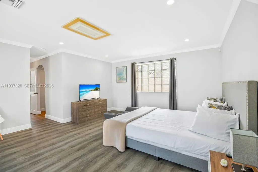 5320 NE 16th Terrace Fort Lauderdale FL 33334