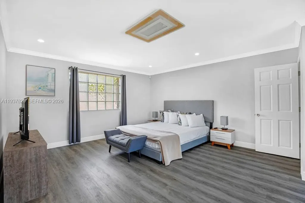 5320 NE 16th Terrace Fort Lauderdale FL 33334