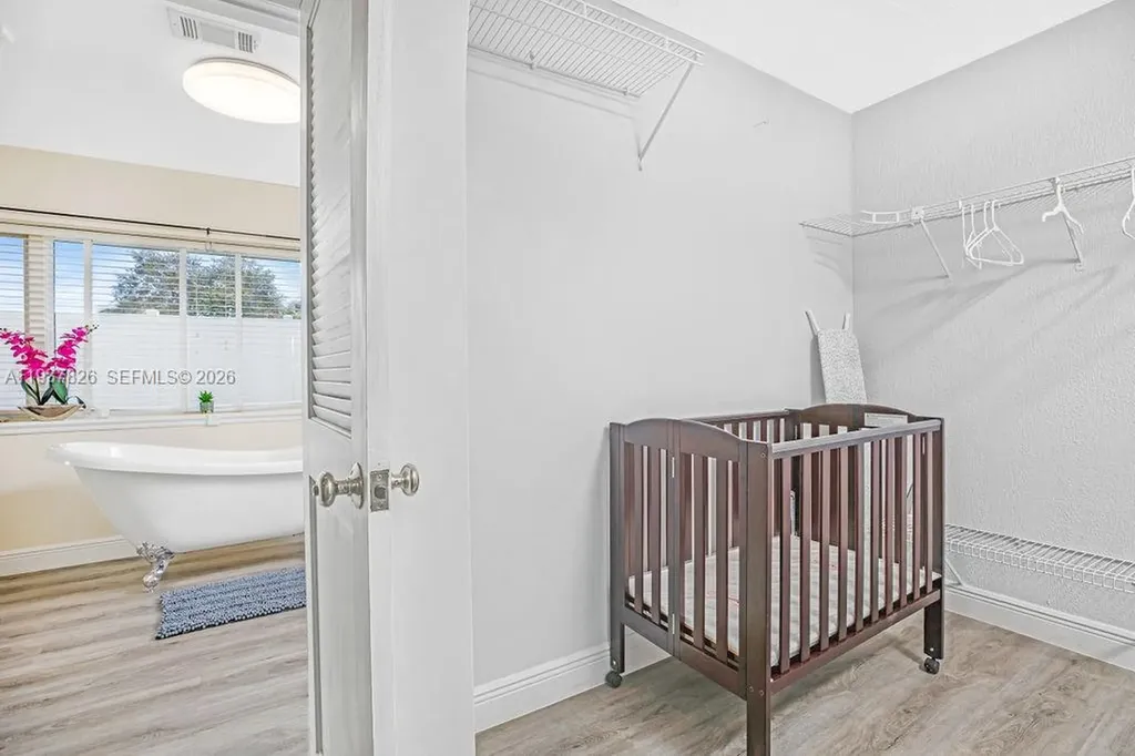 5320 NE 16th Terrace Fort Lauderdale FL 33334