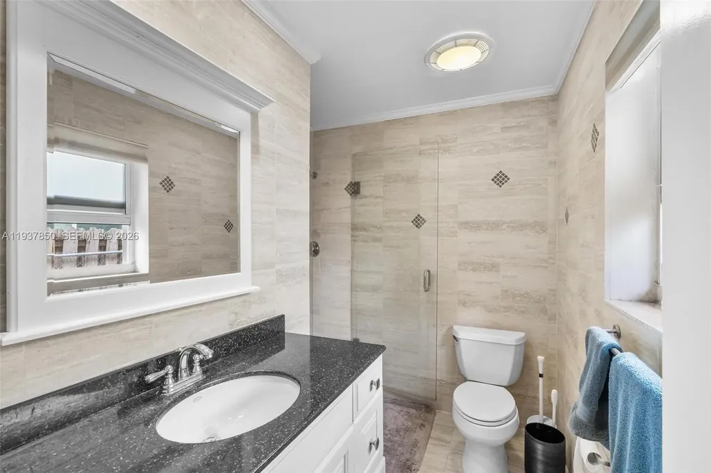 5670 NE 21st Drive Fort Lauderdale FL 33308