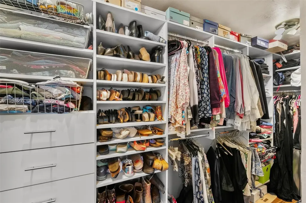 5670 NE 21st Drive Fort Lauderdale FL 33308