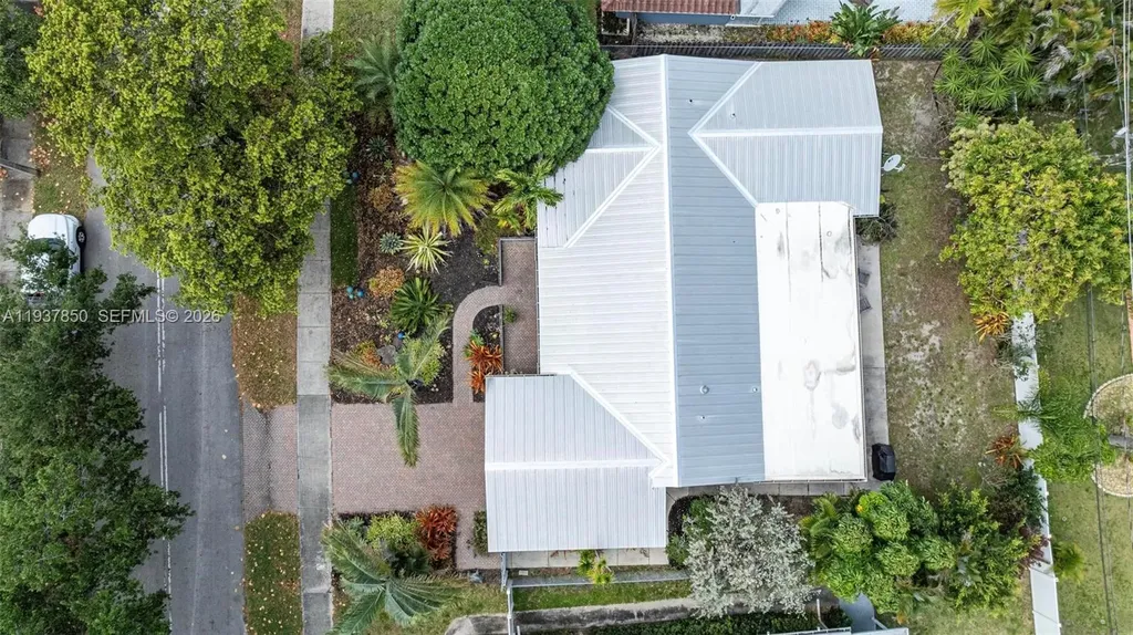 5670 NE 21st Drive Fort Lauderdale FL 33308