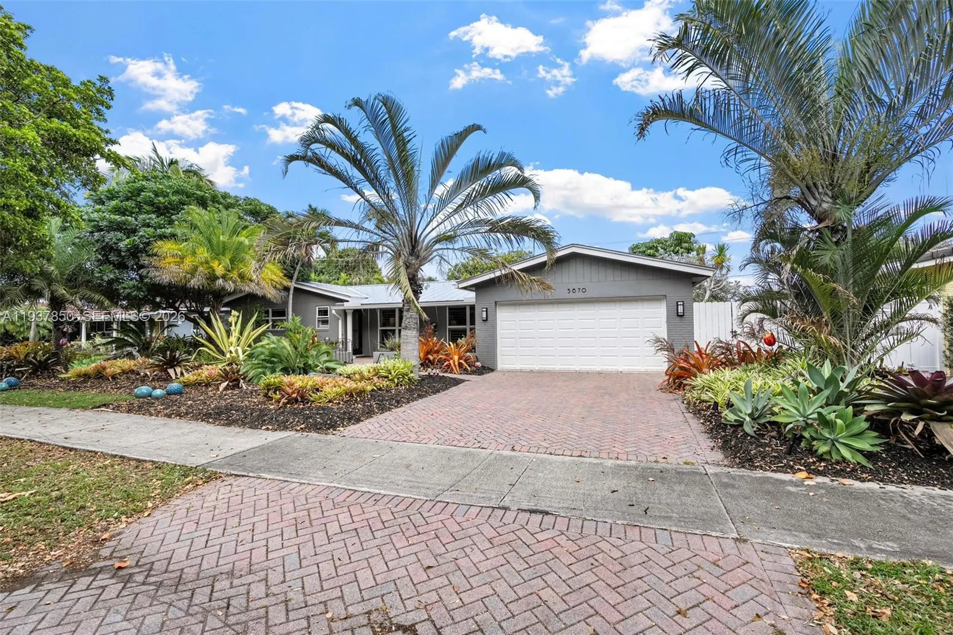 5670 NE 21st Drive Fort Lauderdale FL 33308