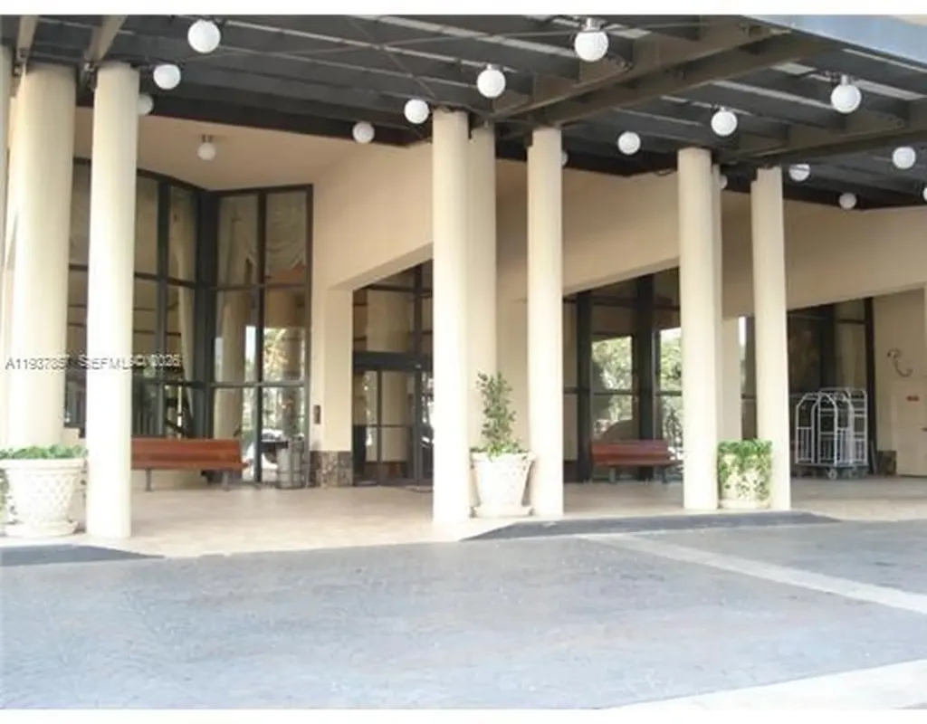 10185 Collins Avenue Bal Harbour FL 33154