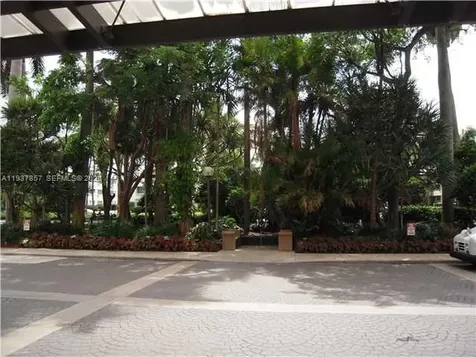 10185 Collins Avenue Bal Harbour FL 33154