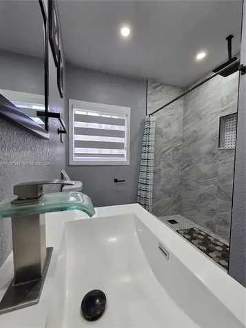 13895 NE 11th Avenue North Miami FL 33161