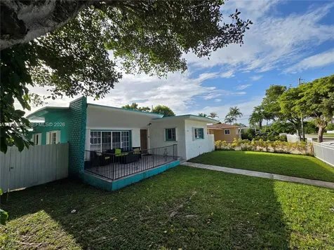 13895 NE 11th Avenue North Miami FL 33161