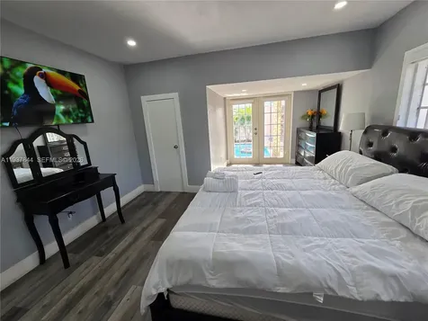 13895 NE 11th Avenue North Miami FL 33161