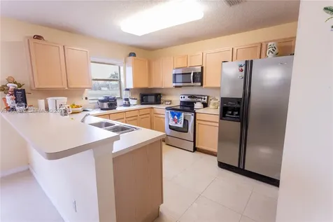 615 NW Stanford Lane Port St. Lucie FL 34983