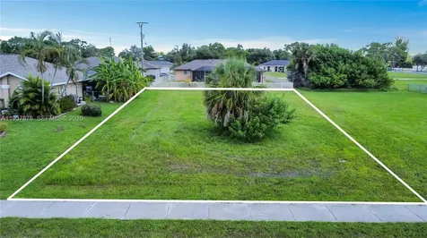 1821 Savona Parkway W Cape Coral FL 33914