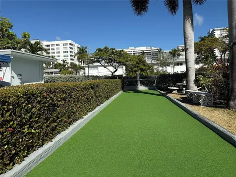 3177 S Ocean Drive Hallandale Beach FL 33009