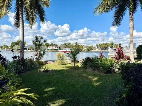 3177 S Ocean Drive Hallandale Beach FL 33009