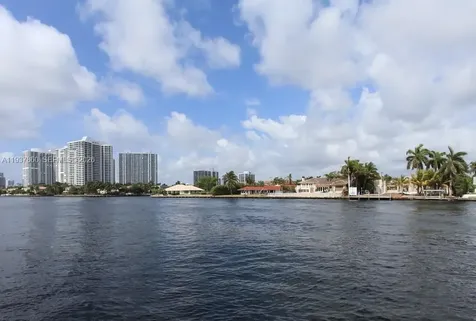 3177 S Ocean Drive Hallandale Beach FL 33009