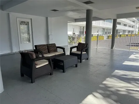3177 S Ocean Drive Hallandale Beach FL 33009