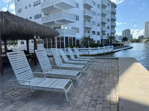 3177 S Ocean Drive Hallandale Beach FL 33009
