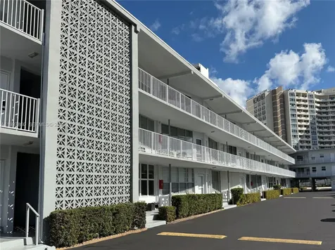 3177 S Ocean Drive Hallandale Beach FL 33009